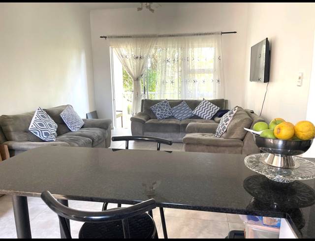 2 BEDROOM APARTMENT TO LET IN MANOR ESTATES